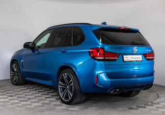 Подержанный автомобиль BMW X5 M 2017 года (6 фото)