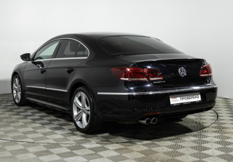 Подержанный автомобиль Volkswagen Passat CC 2013 года (7 фото)