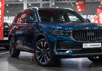 Подержанный автомобиль Geely Monjaro 2024 года (6 фото)