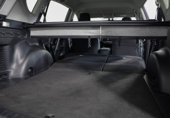 Подержанный автомобиль Toyota RAV4 2015 года (26 фото)