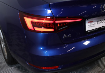 Подержанный автомобиль Audi A4 Sedan 2018 года (11 фото)