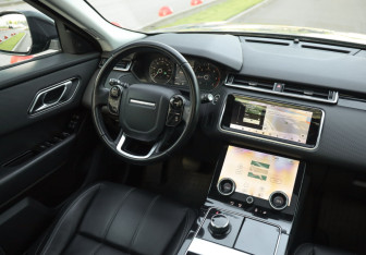Подержанный автомобиль Land Rover Range Rover Velar 2018 года (10 фото)