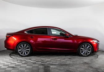 Подержанный автомобиль Mazda 6 Sedan 2020 года (6 фото)