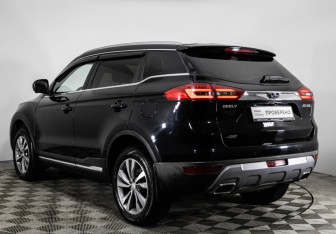 Подержанный автомобиль Geely Atlas 2021 года (7 фото)