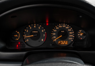 Подержанный автомобиль Nissan Almera Classic 2007 года (16 фото)
