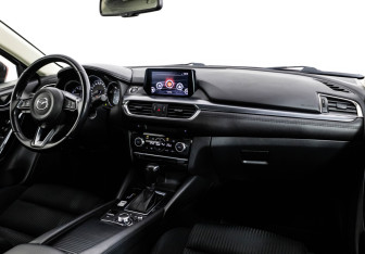 Подержанный автомобиль Mazda 6 Sedan 2018 года (9 фото)