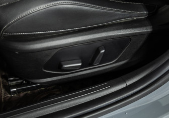 Подержанный автомобиль Hyundai Elantra Sedan 2021 года (20 фото)