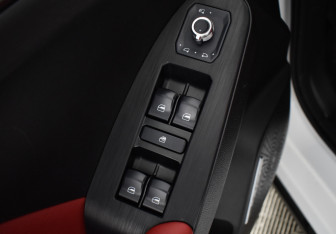 Подержанный автомобиль Haval Jolion 2024 года (15 фото)