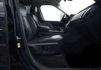 Подержанный автомобиль Land Rover Discovery 2019 года (27 фото)