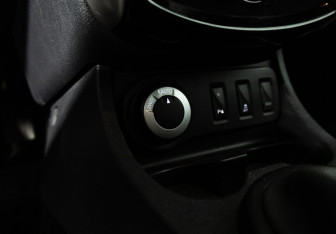 Подержанный автомобиль Nissan Terrano 2019 года (18 фото)