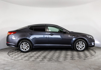 Подержанный автомобиль Kia Optima Sedan 2012 года (4 фото)