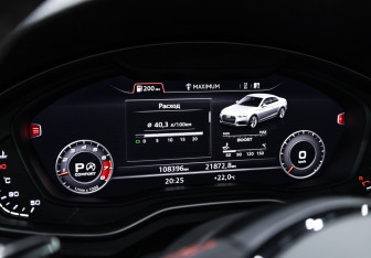 Подержанный автомобиль Audi RS 5 Coupe 2017 года (18 фото)