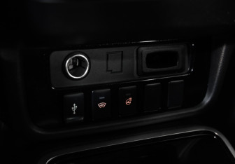 Подержанный автомобиль Mitsubishi Outlander 2019 года (16 фото)