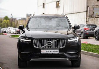 Подержанный автомобиль Volvo XC90 2015 года (4 фото)
