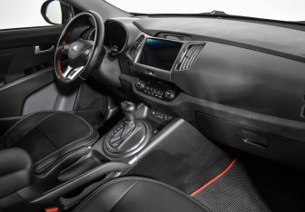 Подержанный автомобиль Kia Sportage 2013 года (14 фото)