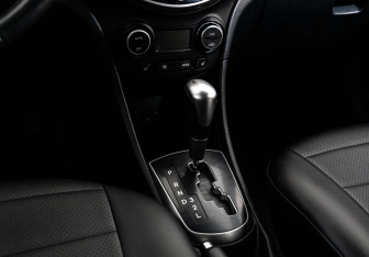 Подержанный автомобиль Hyundai Solaris Sedan 2016 года (12 фото)
