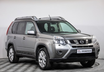 Подержанный автомобиль Nissan X-Trail 2012 года (3 фото)