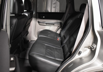 Подержанный автомобиль Nissan X-Trail 2006 года (11 фото)