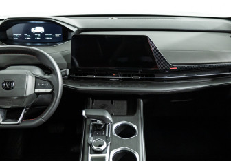 Подержанный автомобиль Changan CS55PLUS 2024 года (14 фото)