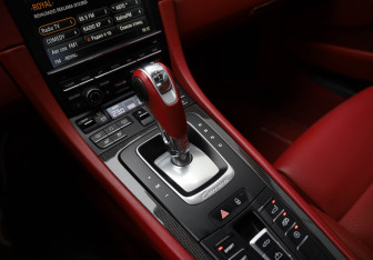 Подержанный автомобиль Porsche 911 Convertible 2013 года (27 фото)