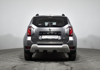 Подержанный автомобиль Renault Duster 2019 года (6 фото)