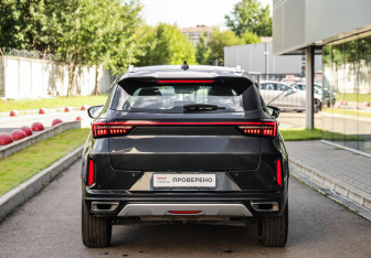 Подержанный автомобиль Exeed LX 2022 года (7 фото)