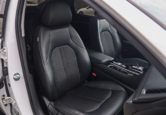 Подержанный автомобиль Hyundai Sonata 2021 года (27 фото)