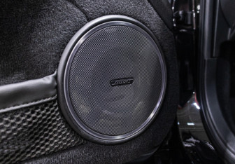 Подержанный автомобиль Nissan GT-R 2011 года (17 фото)