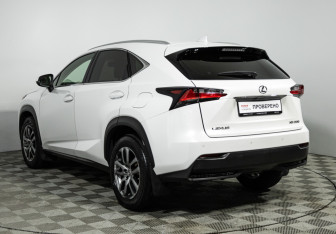 Подержанный автомобиль Lexus NX 2016 года (7 фото)