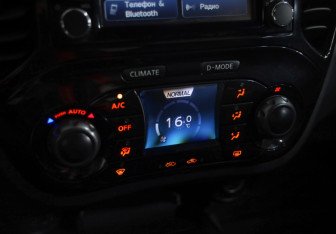 Подержанный автомобиль Nissan Juke Nismo 2013 года (15 фото)