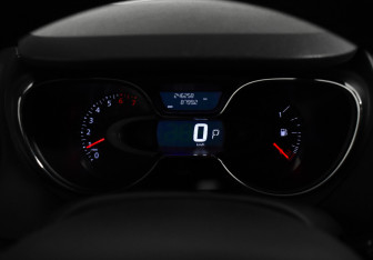 Подержанный автомобиль Renault Kaptur 2020 года (18 фото)