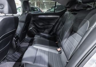 Подержанный автомобиль Skoda Superb Liftback 2024 года (17 фото)