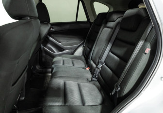 Подержанный автомобиль Mazda CX-5 2012 года (10 фото)