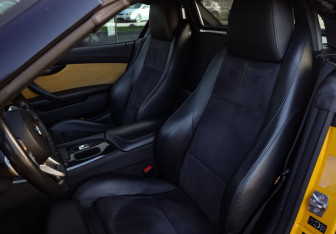 Подержанный автомобиль BMW Z4 Roadster 2011 года (18 фото)