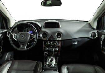 Подержанный автомобиль Renault Koleos 2014 года (13 фото)