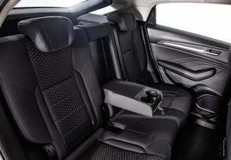 Подержанный автомобиль Haval F7x 2022 года (14 фото)