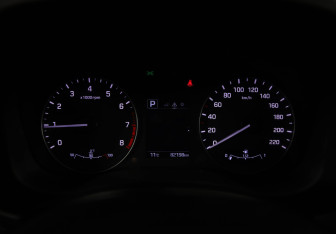 Подержанный автомобиль Hyundai Creta 2017 года (13 фото)