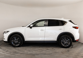 Подержанный автомобиль Mazda CX-5 2019 года (8 фото)