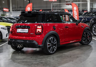 Подержанный автомобиль MINI Hatch 2021 года (7 фото)