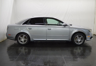 Подержанный автомобиль Audi A4 Sedan 2007 года (4 фото)