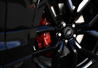 Подержанный автомобиль Land Rover Range Rover Sport 2021 года (9 фото)