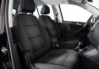 Подержанный автомобиль Volkswagen Tiguan 2015 года (11 фото)