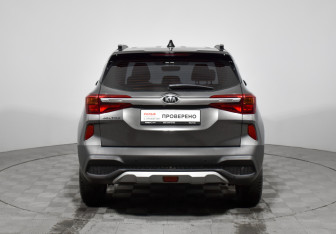 Подержанный автомобиль Kia Seltos 2021 года (6 фото)