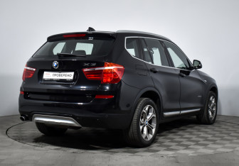 Подержанный автомобиль BMW X3 2017 года (5 фото)