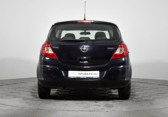 Подержанный автомобиль Opel Corsa 2008 года (6 фото)