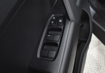 Подержанный автомобиль Hyundai Creta 2019 года (17 фото)