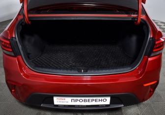 Подержанный автомобиль Kia Rio Sedan 2019 года (20 фото)