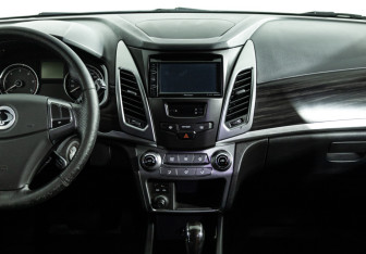 Подержанный автомобиль SsangYong Actyon 2013 года (14 фото)