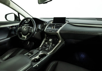 Подержанный автомобиль Lexus NX 2016 года (9 фото)