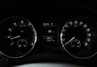 Подержанный автомобиль Skoda Yeti 2012 года (12 фото)